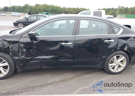 2015 Nissan Altima 2.5 Sv z USA, uszkodzony, nr VIN 1N4AL3AP7FC234920